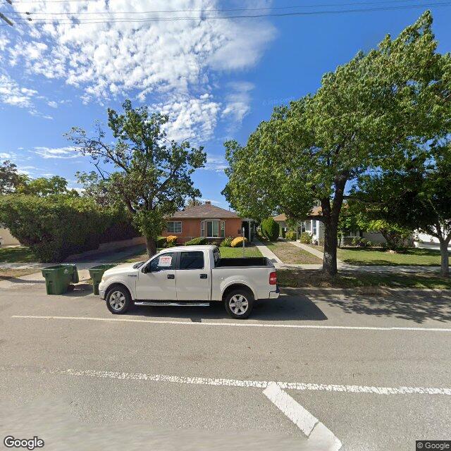 photo of 5527 CLYBOURN AVE LOS ANGELES CA 91601