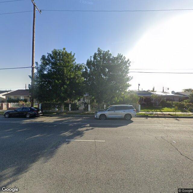 photo of 7906 FALLBROOK AVE LOS ANGELES CA 91304