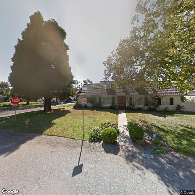 photo of 4705 ARCOLA AVE LOS ANGELES CA 91602