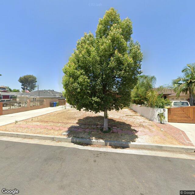 photo of 10739 LULL ST LOS ANGELES CA 91352