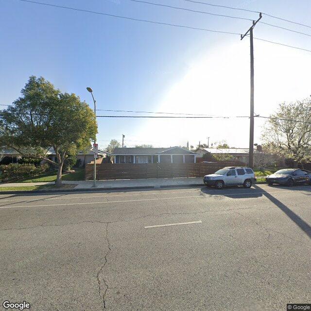 photo of 7854 FALLBROOK AVE LOS ANGELES CA 91304