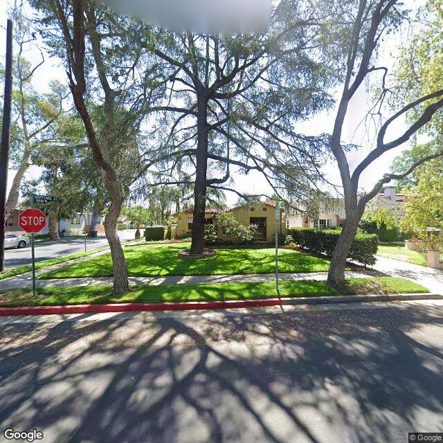 photo of 4622 CARTWRIGHT AVE LOS ANGELES CA 91602