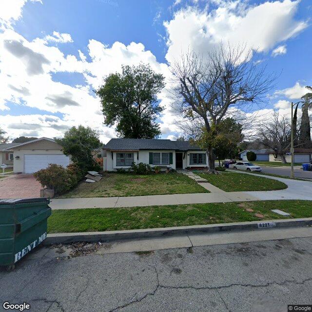 photo of 8221 CAPISTRANO AVE LOS ANGELES CA 91304