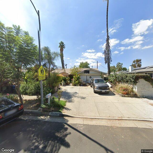 photo of 7717 GLADE AVE LOS ANGELES CA 91304