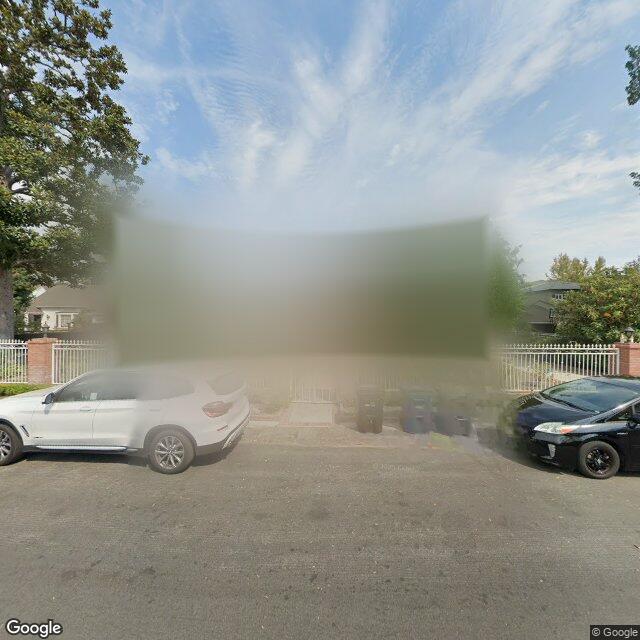 photo of 4638 ARCOLA AVE LOS ANGELES CA 91602
