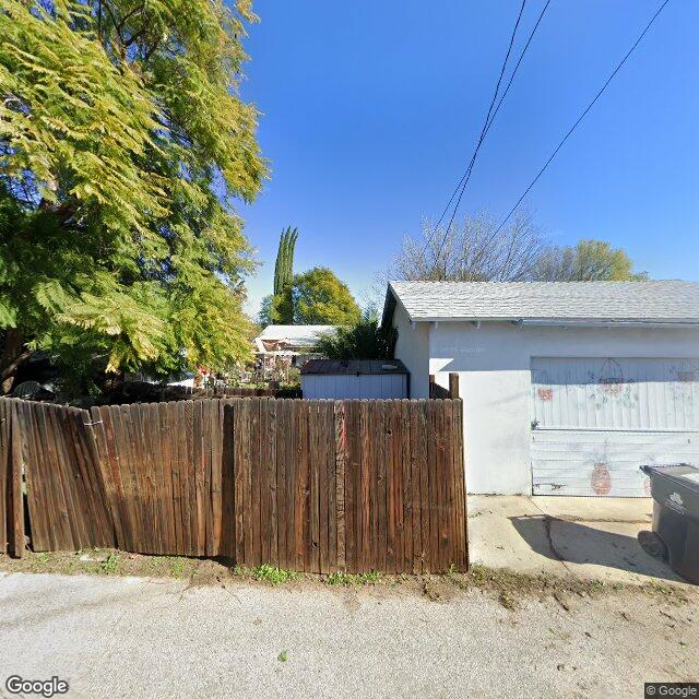 photo of 7921 QUIMBY AVE LOS ANGELES CA 91304