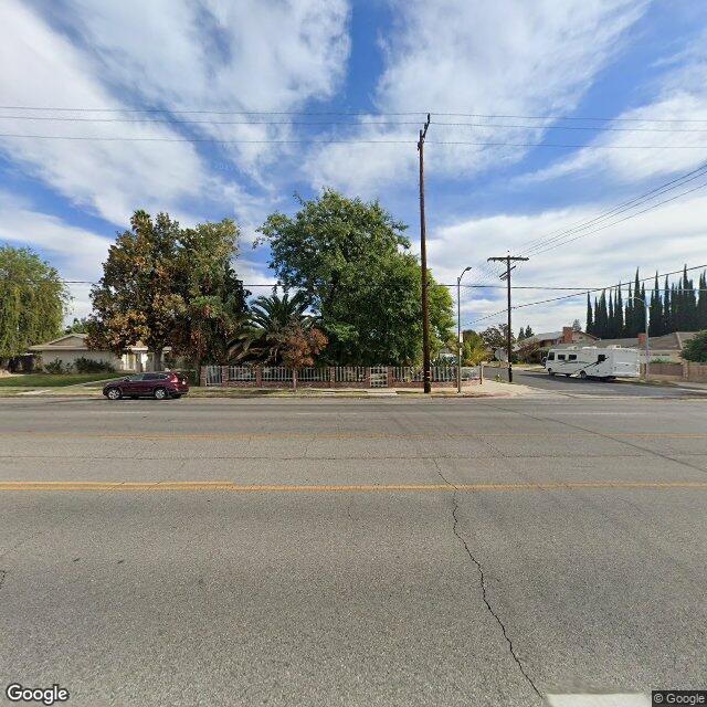 photo of 7800 FALLBROOK AVE LOS ANGELES CA 91304