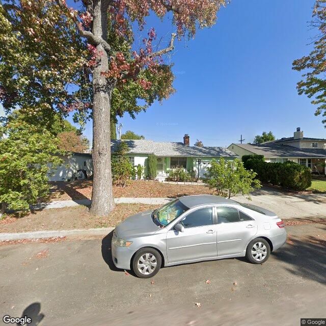 photo of 10423 TIARA ST LOS ANGELES CA 91601