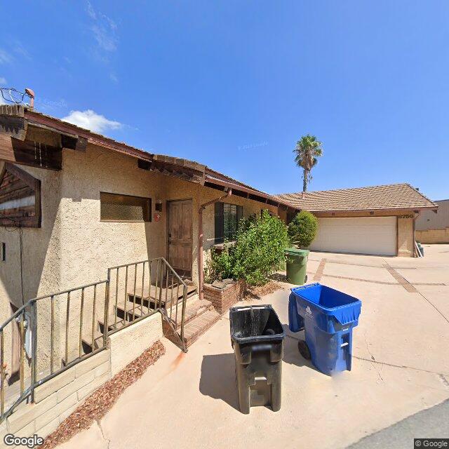 photo of 8750 AZUL DR LOS ANGELES CA 91304