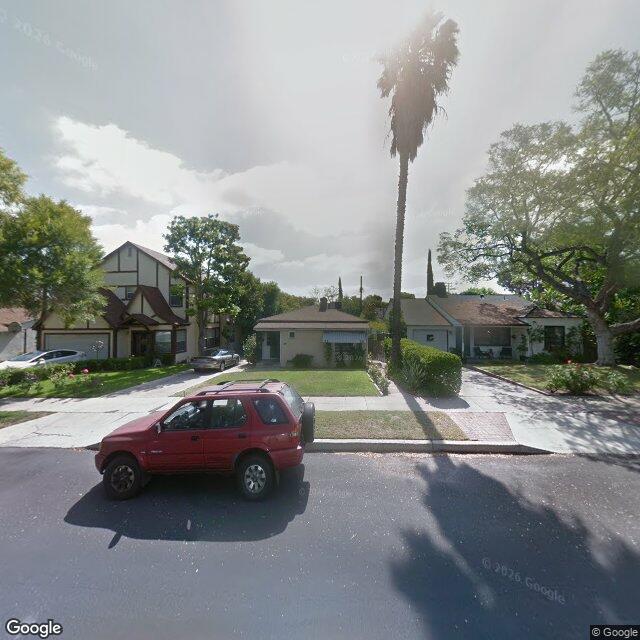 photo of 4816 ARCOLA AVE LOS ANGELES CA 91601