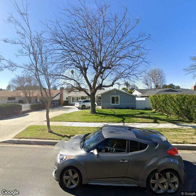 photo of 7703 CAPISTRANO AVE LOS ANGELES CA 91304