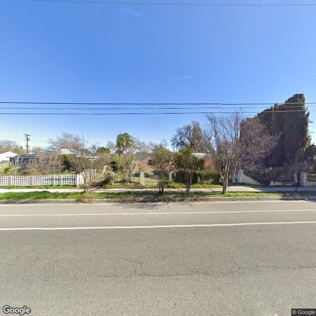 photo of 8122 FALLBROOK AVE LOS ANGELES CA 91304