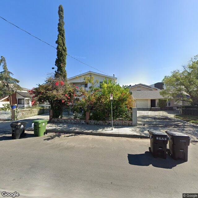 photo of 5228 AUCKLAND AVE LOS ANGELES CA 91601