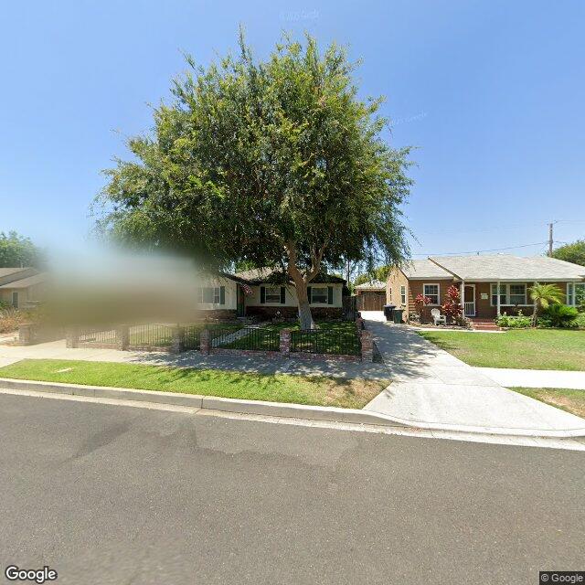 photo of 2035 N EVERGREEN ST BURBANK CA 91505