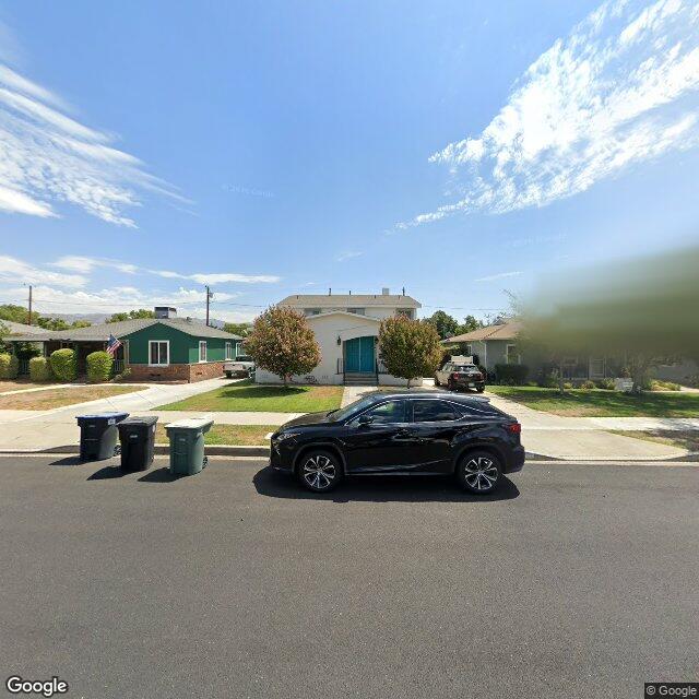 photo of 2128 N VALLEY ST BURBANK CA 91505