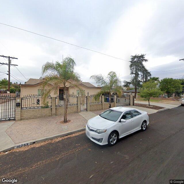 photo of 10731 ARMINTA ST LOS ANGELES CA 91352