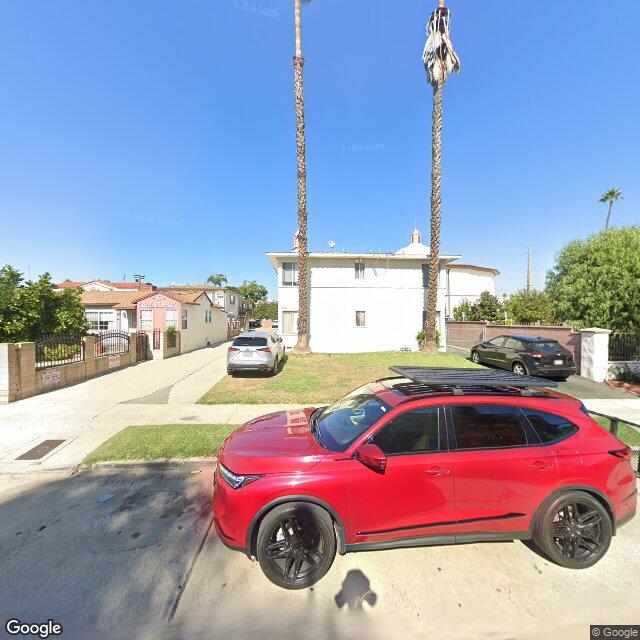 photo of 10821 BLOOMFIELD ST LOS ANGELES CA 91602