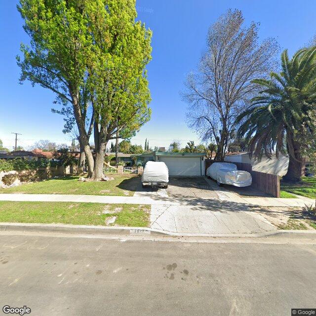 photo of 7812 CAPISTRANO AVE LOS ANGELES CA 91304