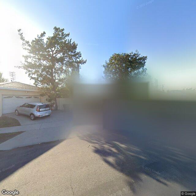 photo of 4815 FORMAN AVE LOS ANGELES CA 91601