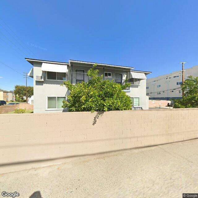 photo of 5614 AUCKLAND AVE LOS ANGELES CA 91601