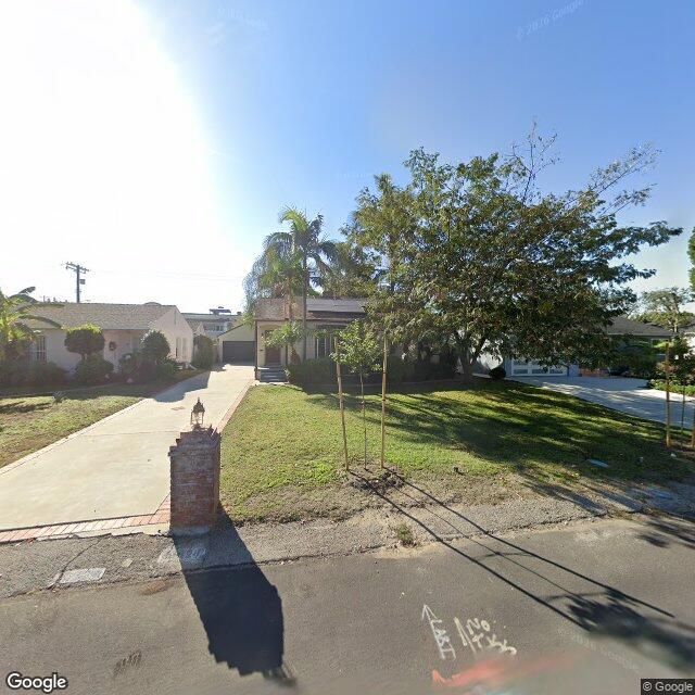 photo of 10324 MCCORMICK ST LOS ANGELES CA 91601