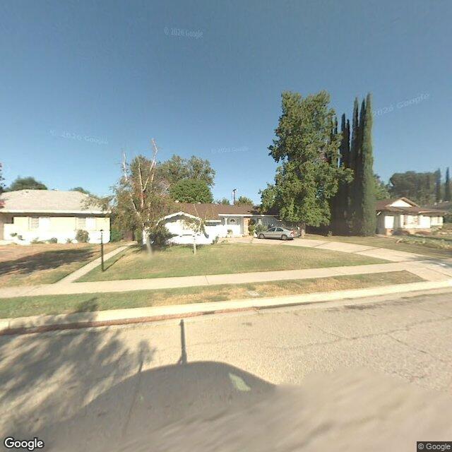 photo of 8409 MOORCROFT AVE LOS ANGELES CA 91304
