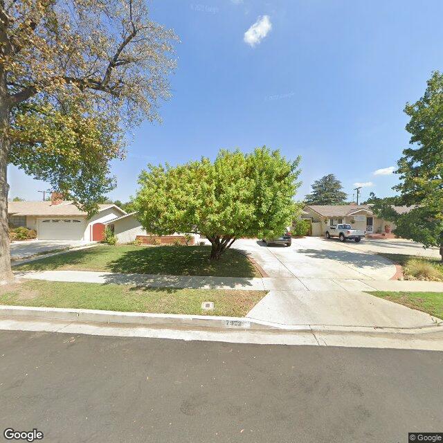 photo of 7922 MOORCROFT AVE LOS ANGELES CA 91304