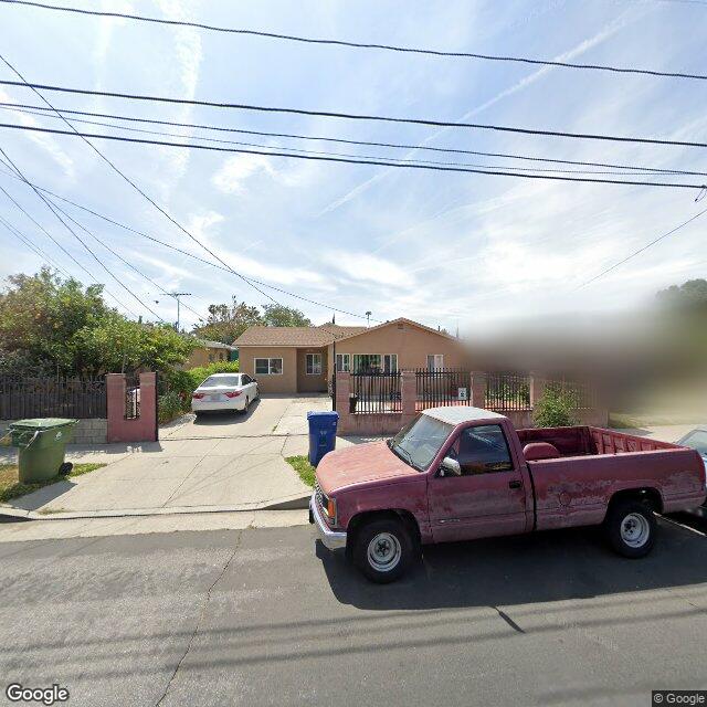 photo of 10922 ARCHWOOD ST LOS ANGELES CA 91606